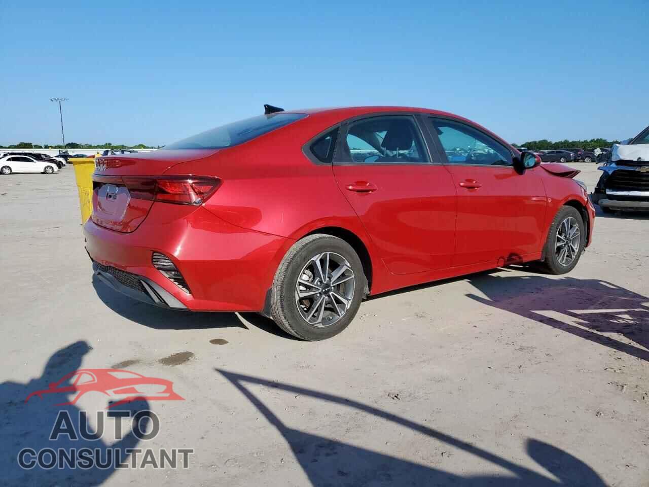 KIA FORTE 2023 - 3KPF24AD8PE675982