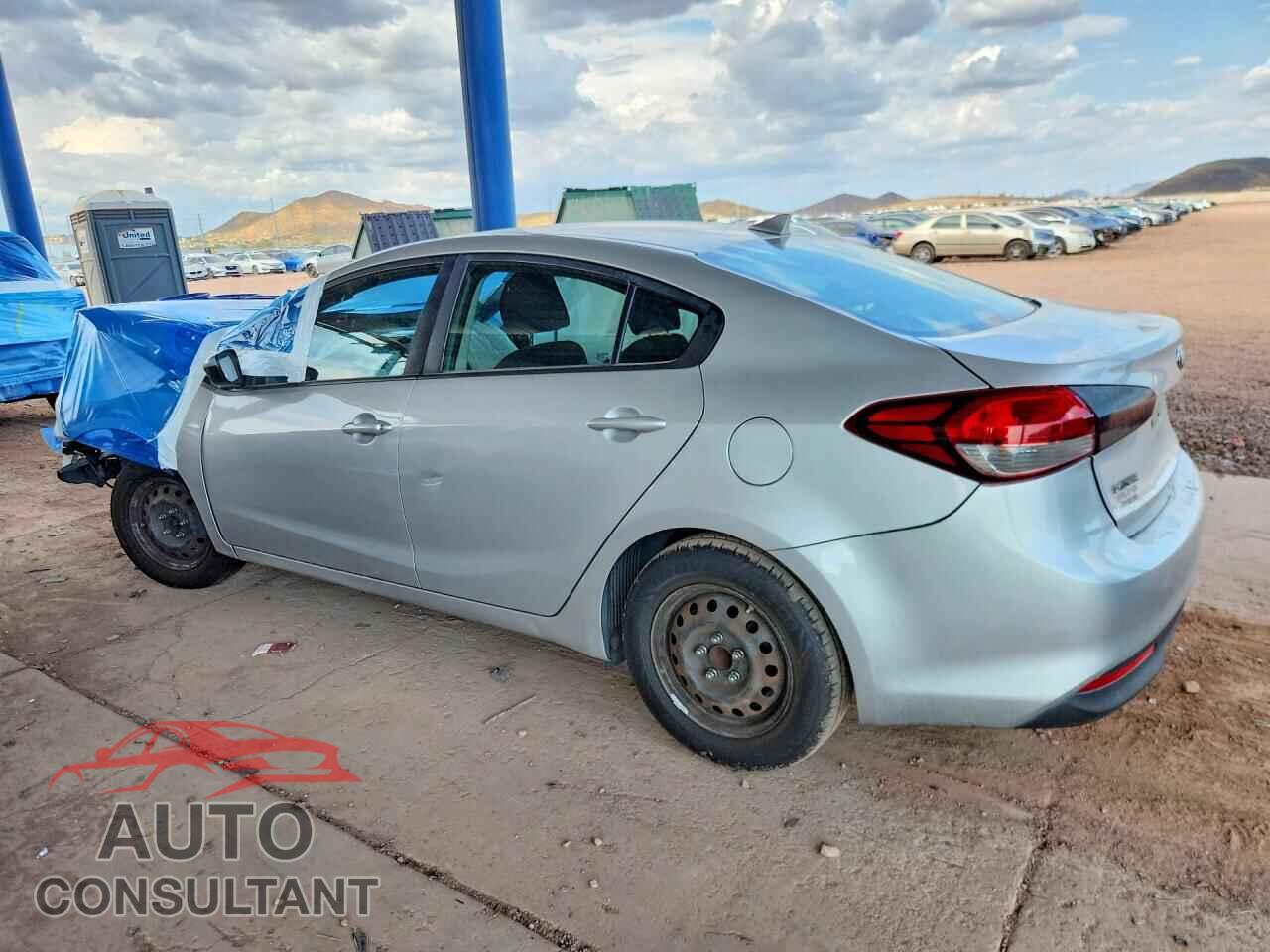 KIA FORTE 2017 - 3KPFK4A74HE027597