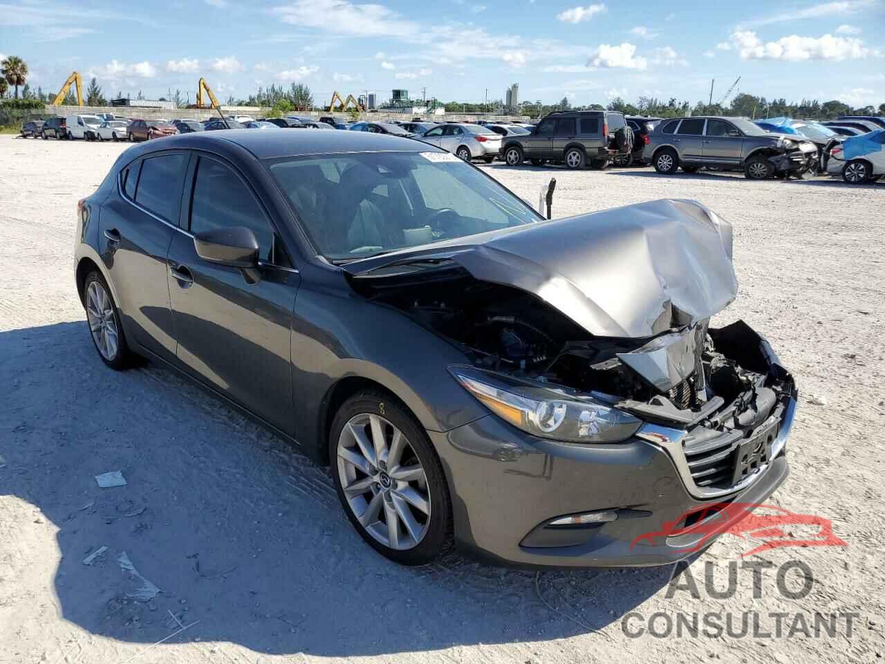 MAZDA 3 2017 - 3MZBN1L79HM148047