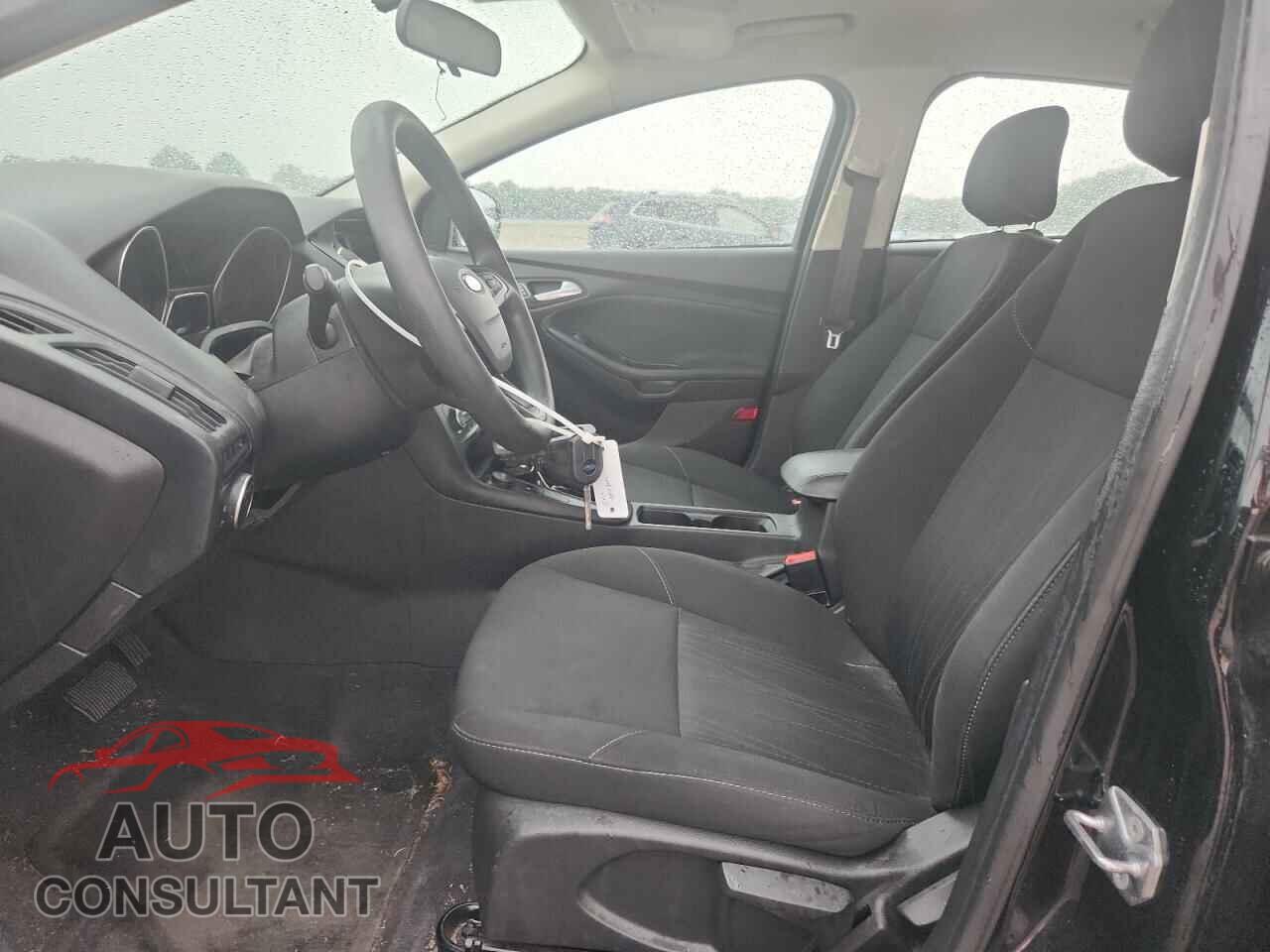 FORD FOCUS 2018 - 1FADP3FE1JL284956
