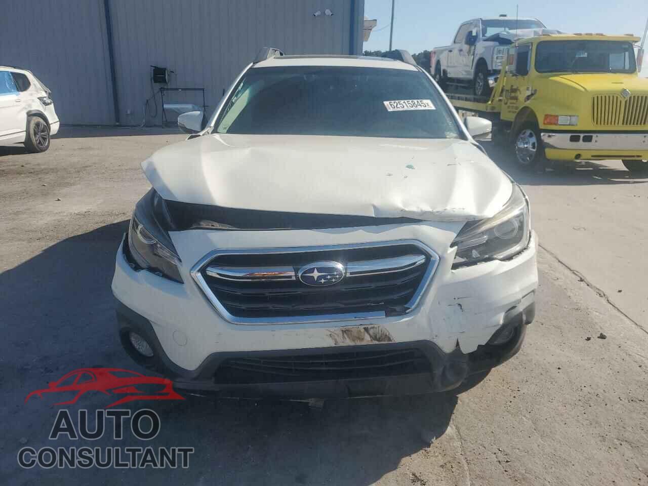 SUBARU OUTBACK 2018 - 4S4BSENC4J3356398
