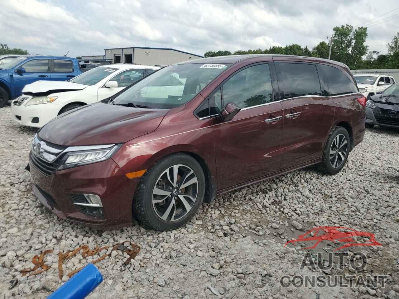 HONDA ODYSSEY 2018 - 5FNRL6H96JB021717
