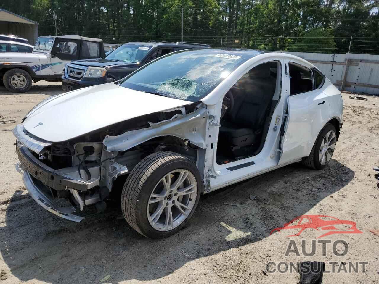 TESLA MODEL Y 2022 - 7SAYGAEE5NF398813