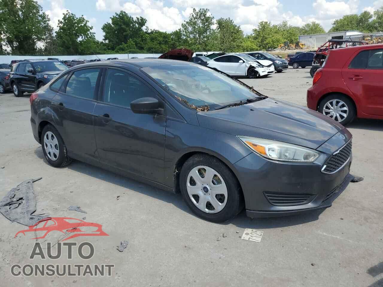 FORD FOCUS 2015 - 1FADP3E20FL248464