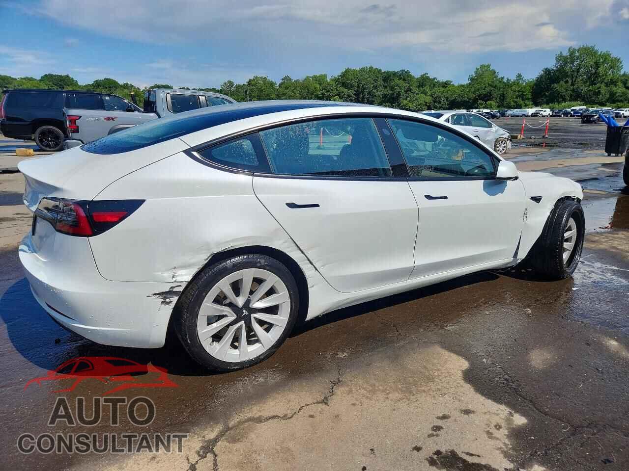 TESLA MODEL 3 2022 - 5YJ3E1EA5NF351629
