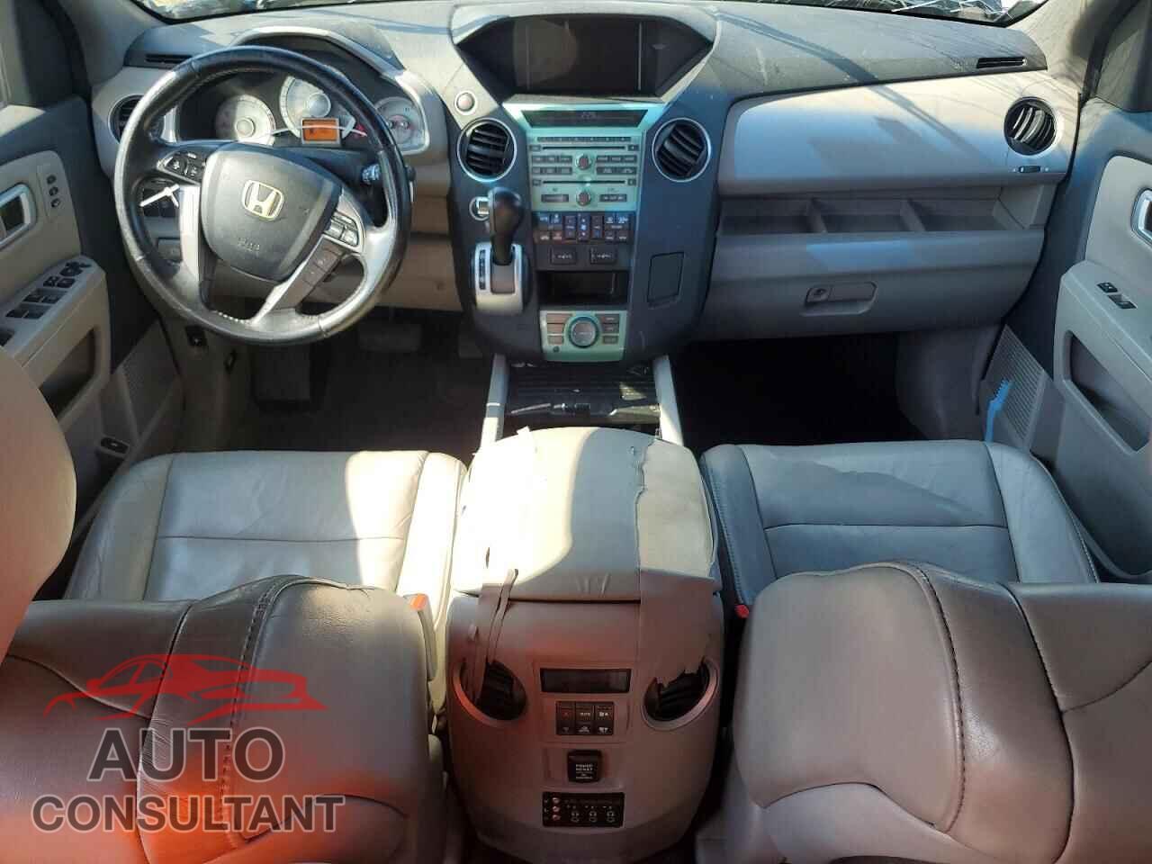 HONDA PILOT 2011 - 5FNYF4H95BB037688