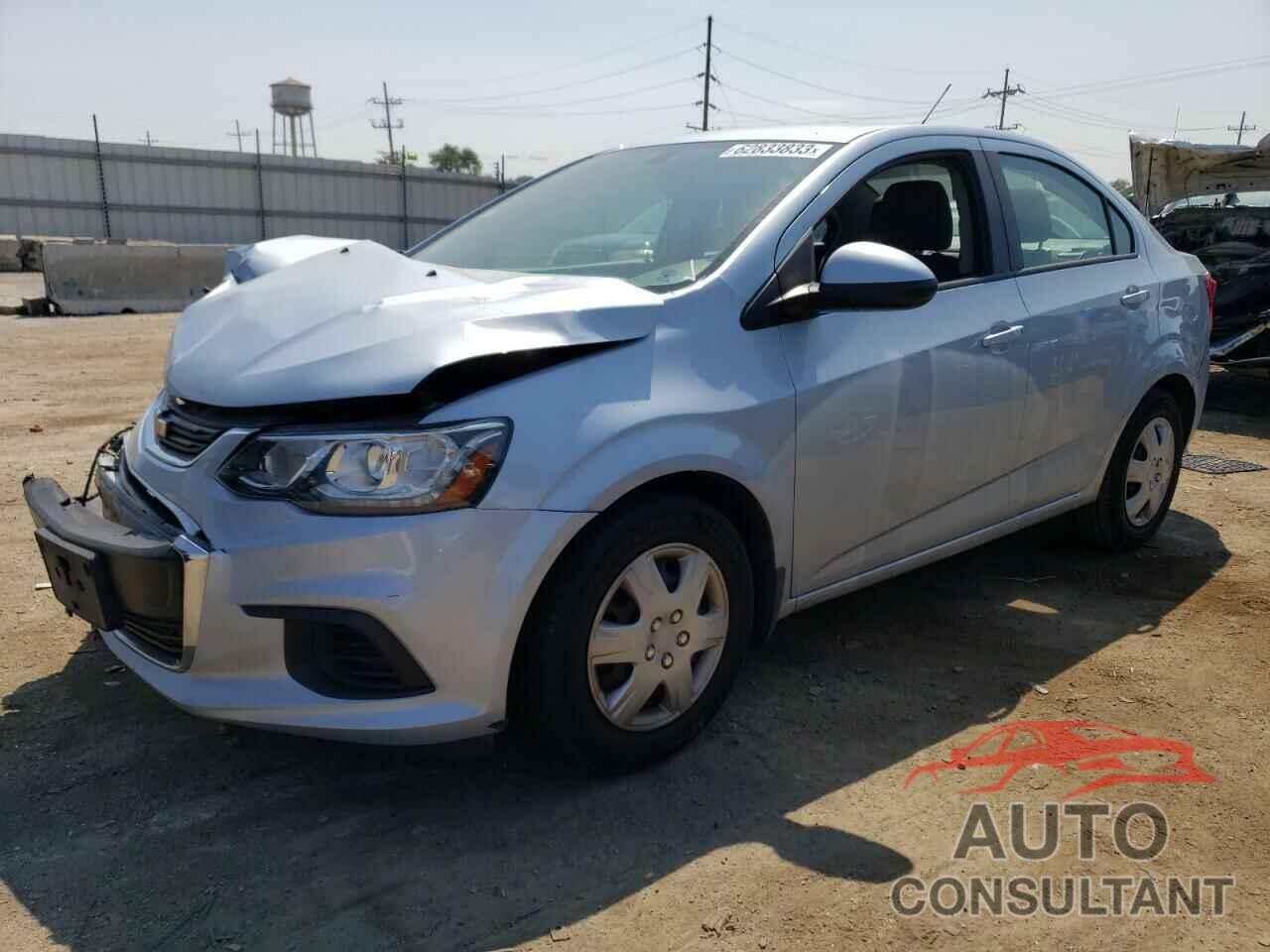 CHEVROLET SONIC 2017 - 1G1JB5SH2H4176611