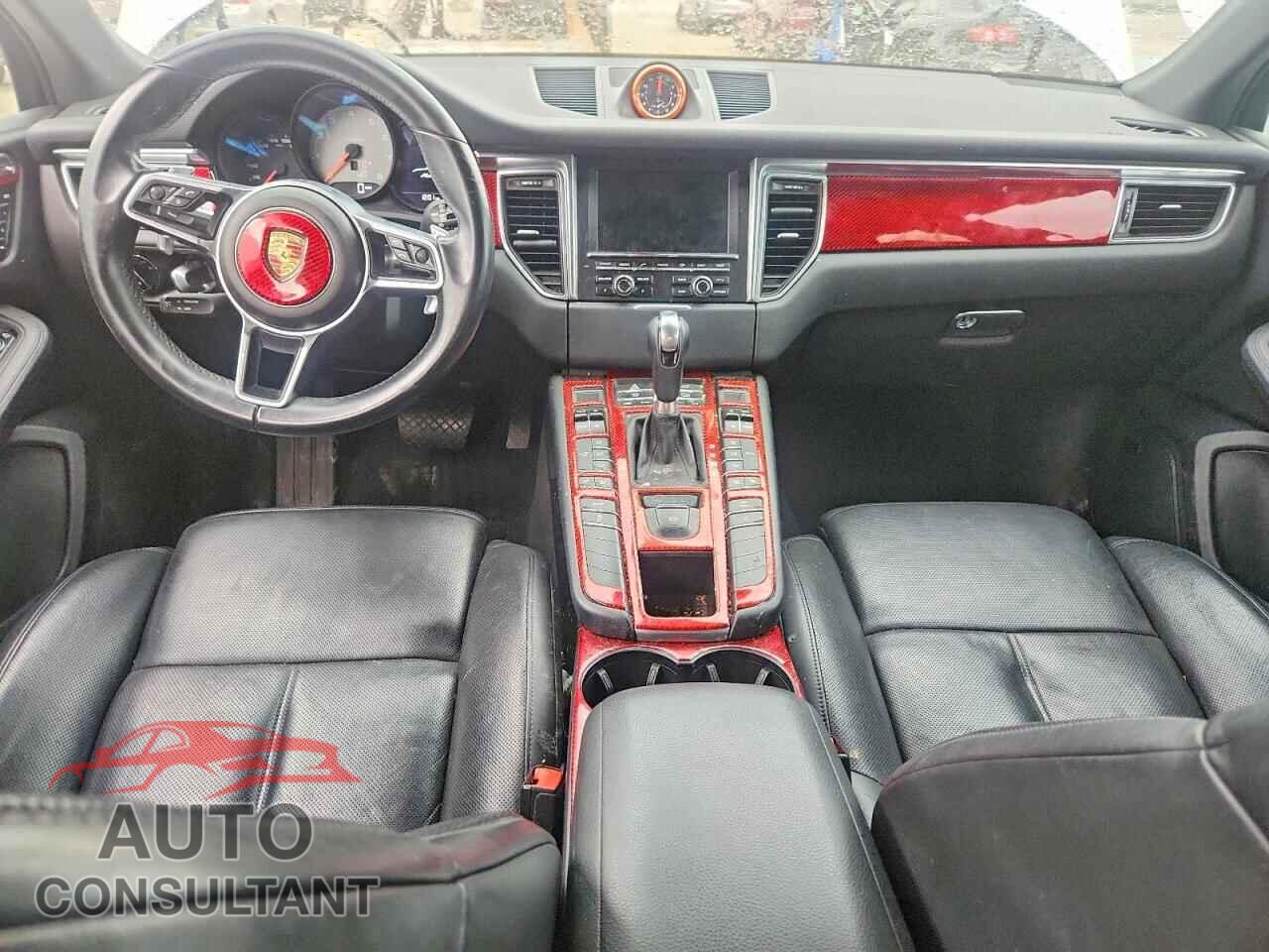 PORSCHE MACAN 2016 - WP1AB2A50GLB40643