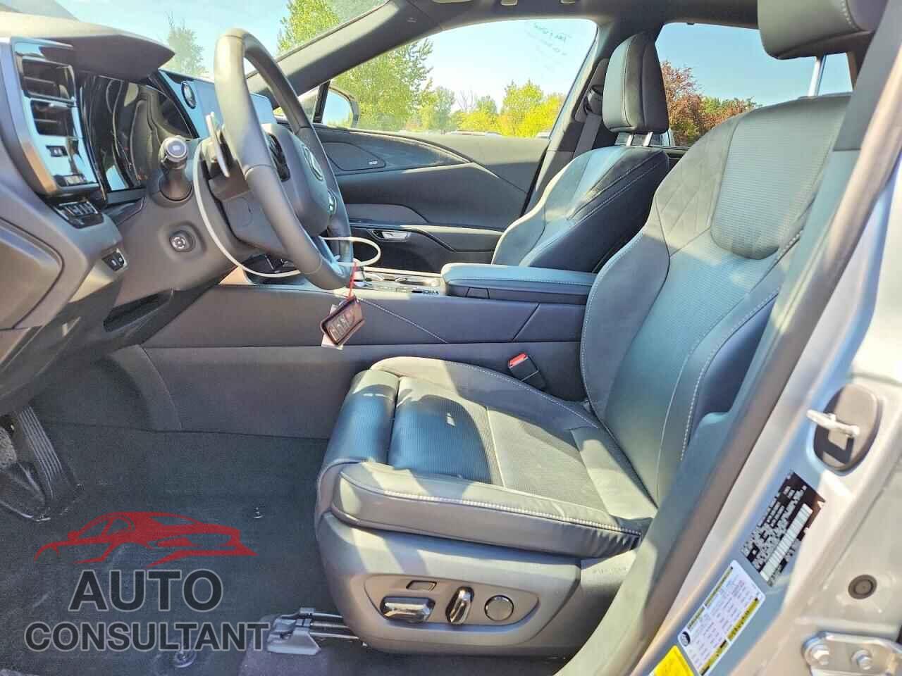 LEXUS RX350 2023 - 2T2BAMCA5PC029037