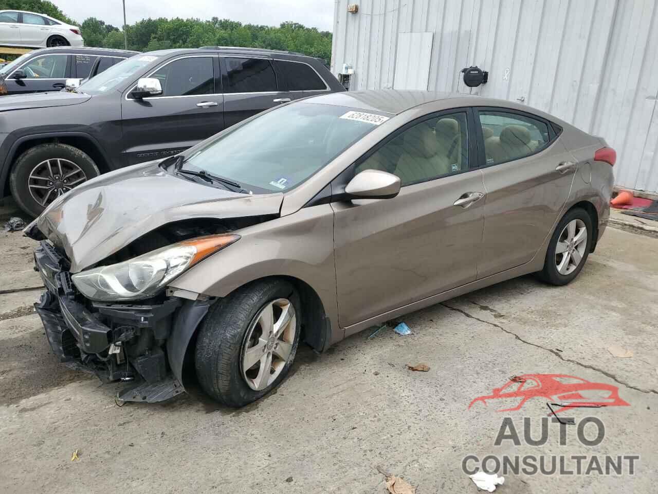 HYUNDAI ELANTRA 2013 - 5NPDH4AE8DH391483