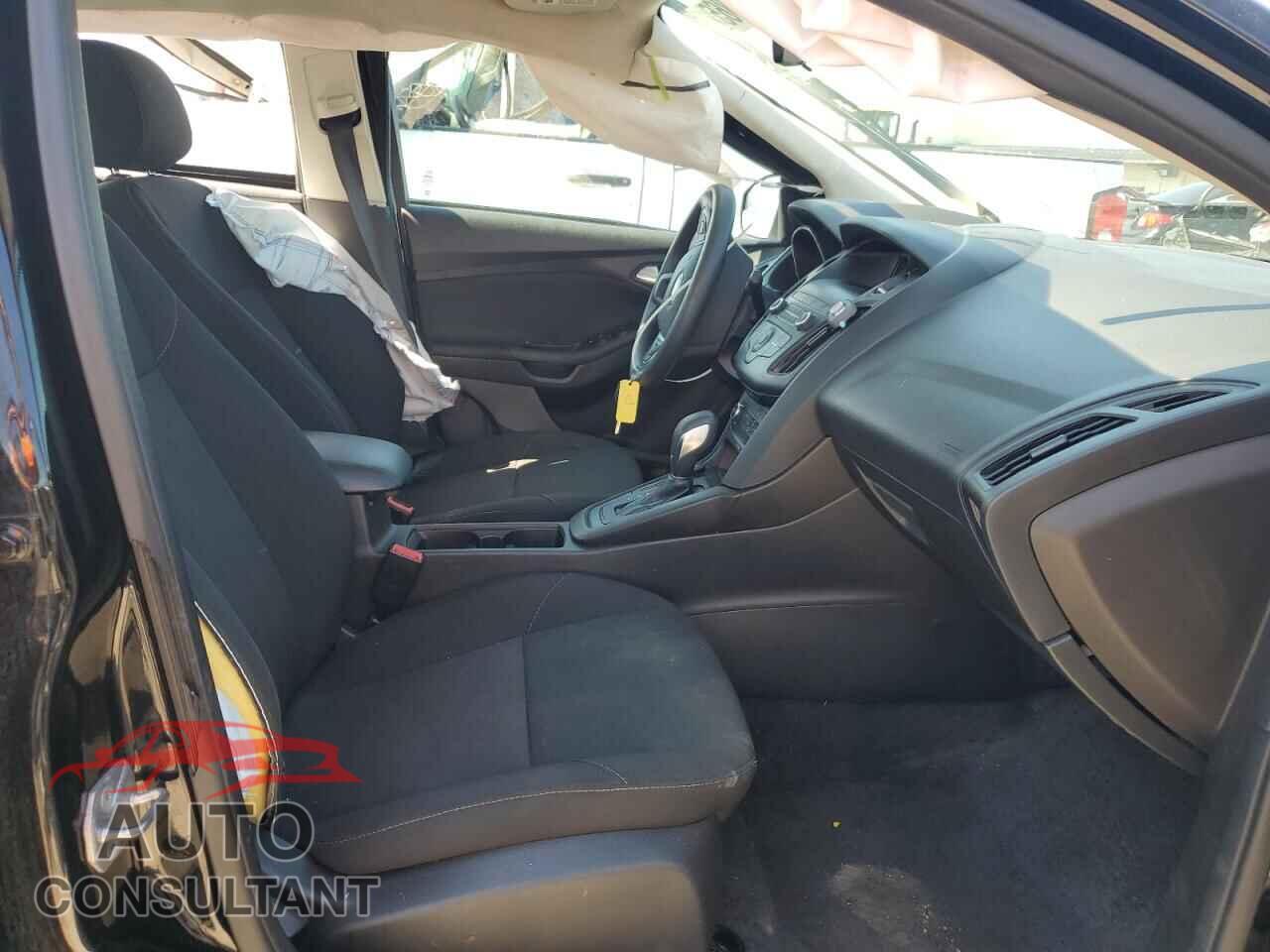 FORD FOCUS 2018 - 1FADP3F25JL320928