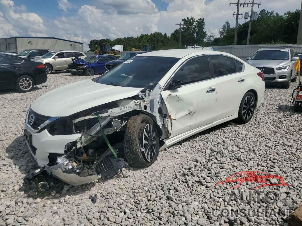 NISSAN ALTIMA 2018 - 1N4AL3AP3JC192836