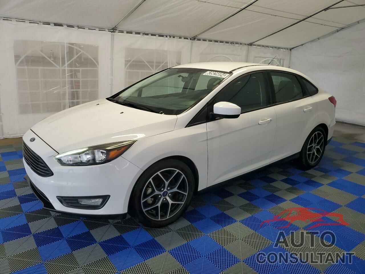 FORD FOCUS 2018 - 1FADP3F2XJL238189