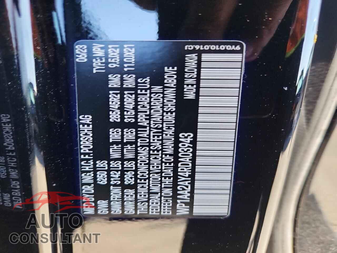 PORSCHE CAYENNE 2024 - WP1AA2AY4RDA03943