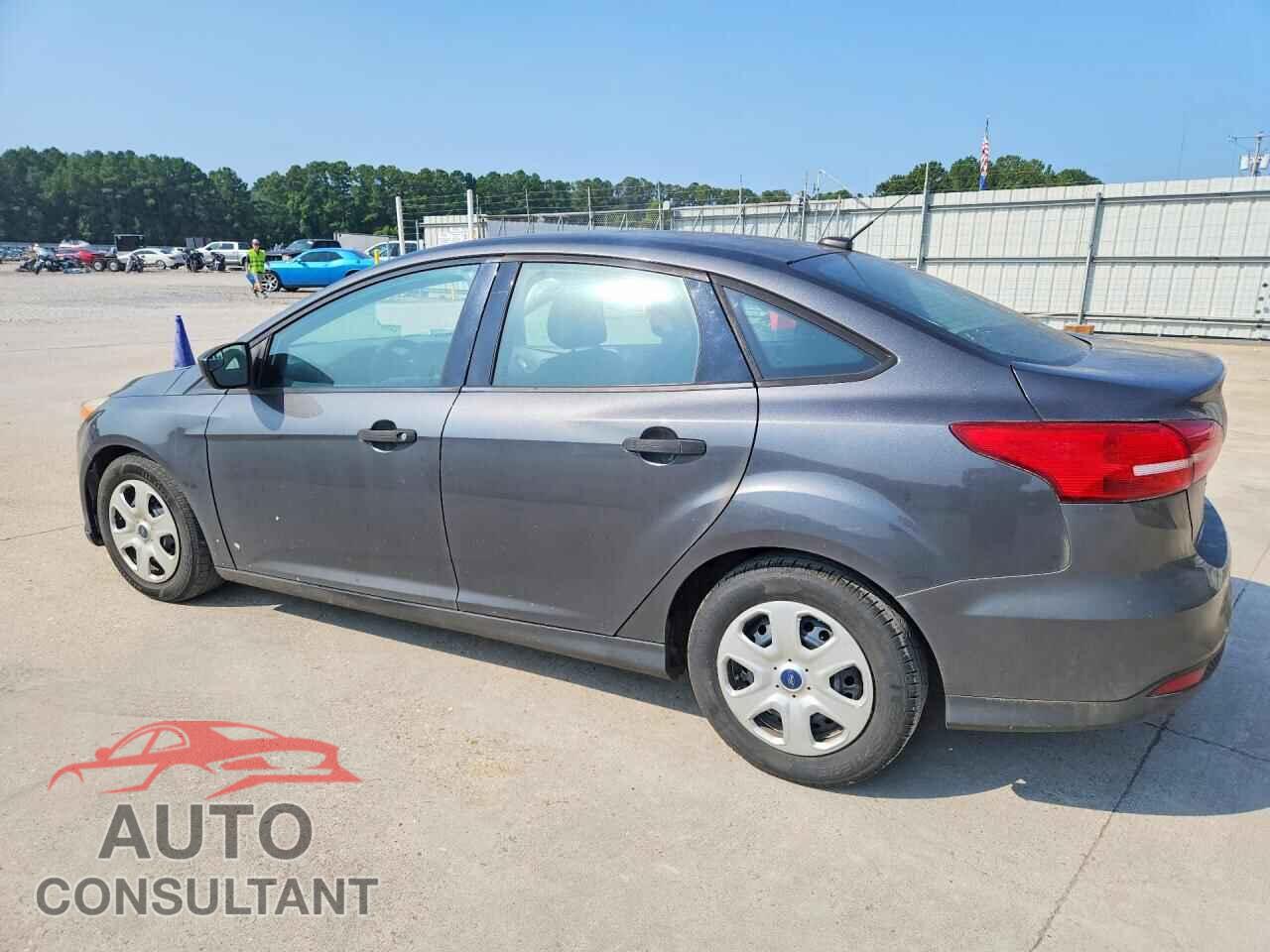 FORD FOCUS 2017 - 1FADP3E26HL251808