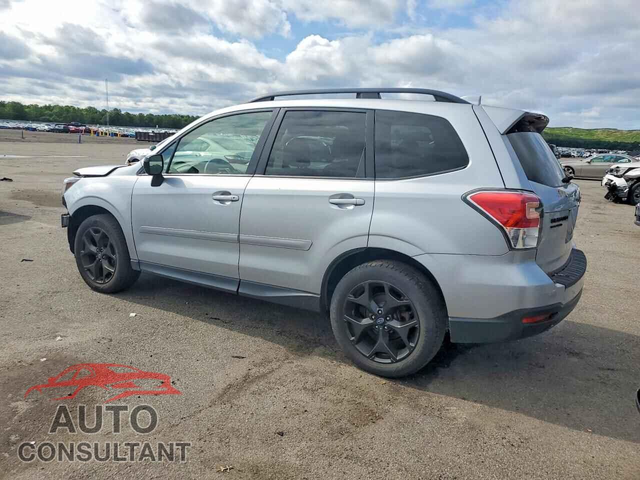 SUBARU FORESTER 2018 - JF2SJAEC9JH482924