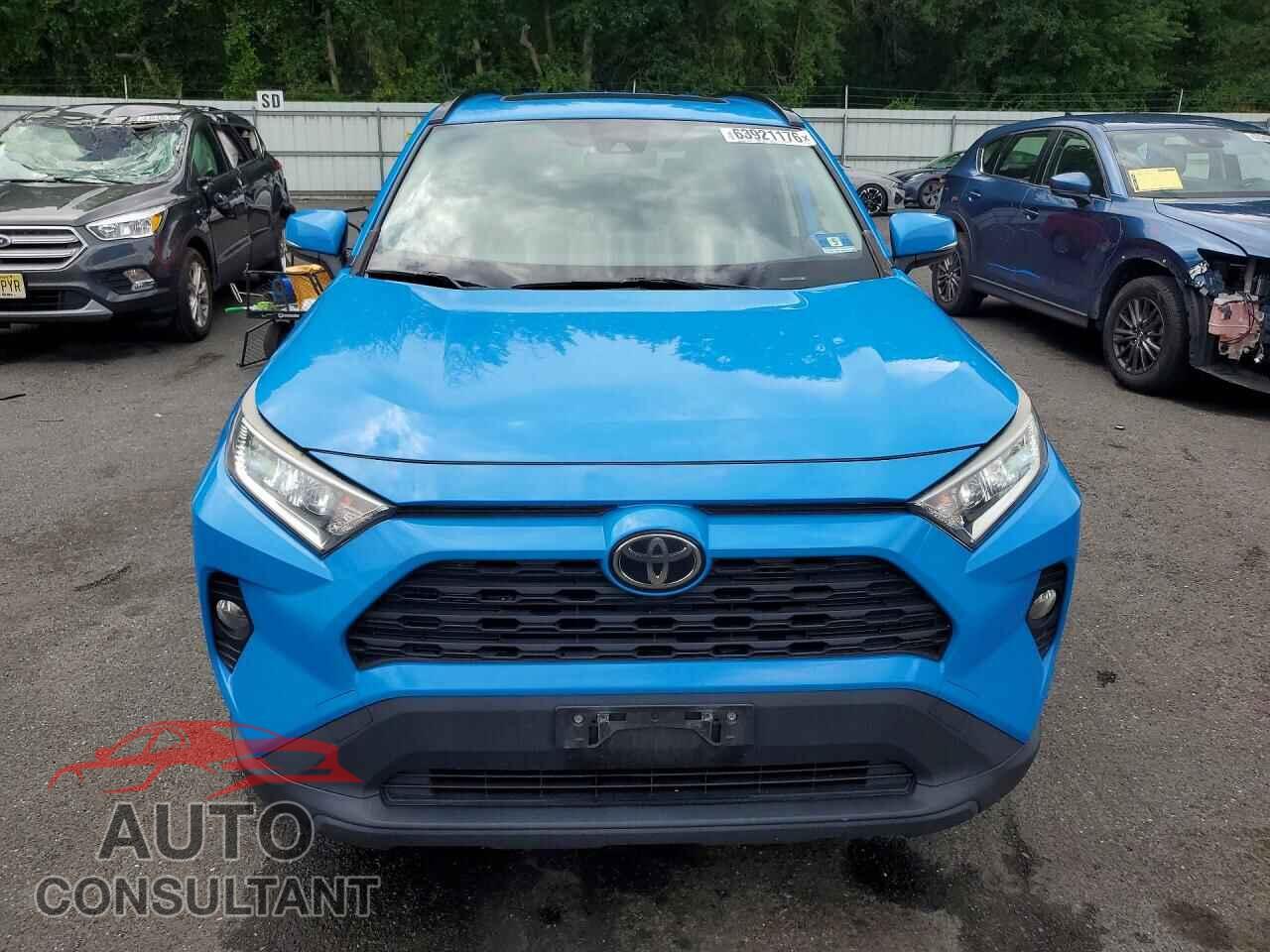 TOYOTA RAV4 2019 - JTMP1RFV8KD010290