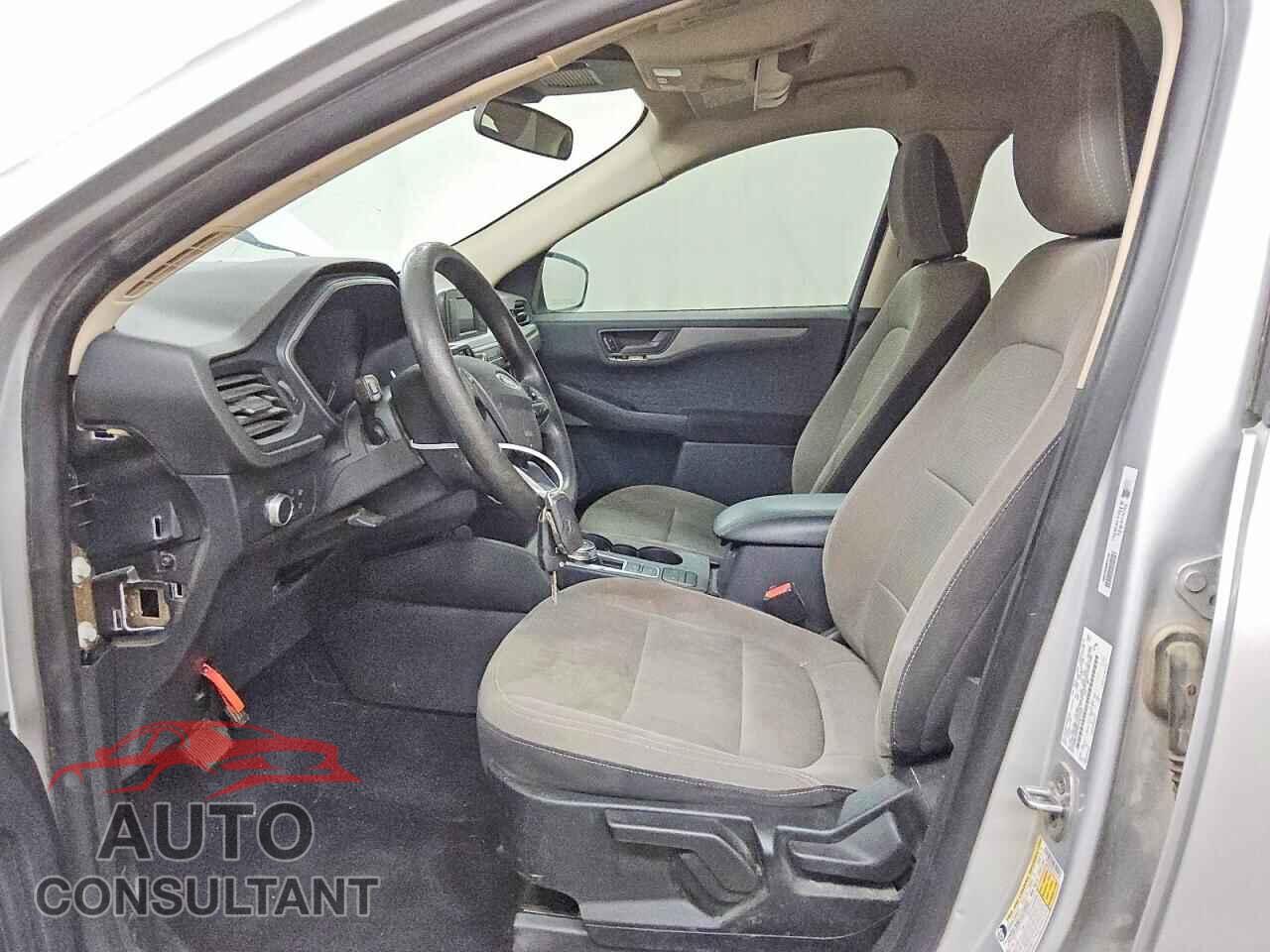 FORD ESCAPE 2020 - 1FMCU0F60LUA31447