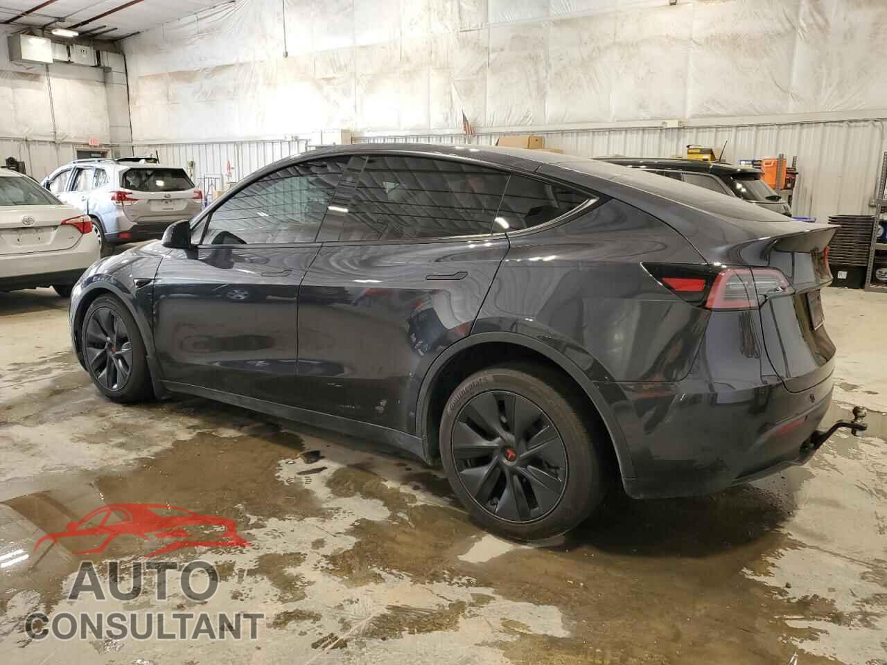 TESLA MODEL Y 2025 - 7SAYGDED7SF321686