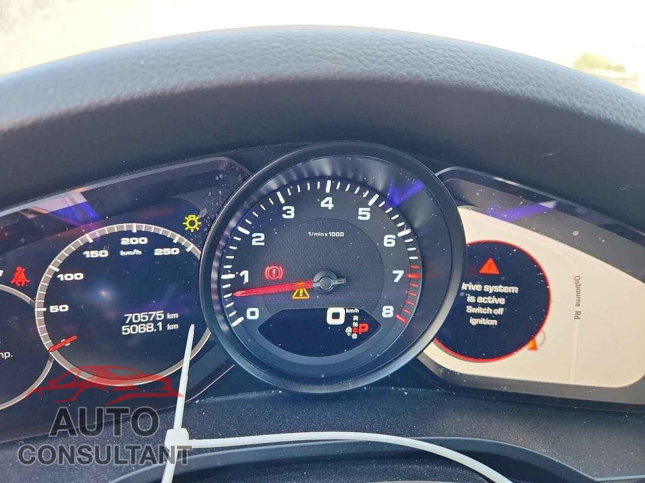 PORSCHE CAYENNE 2019 - WP1AA2AY2KDA09505