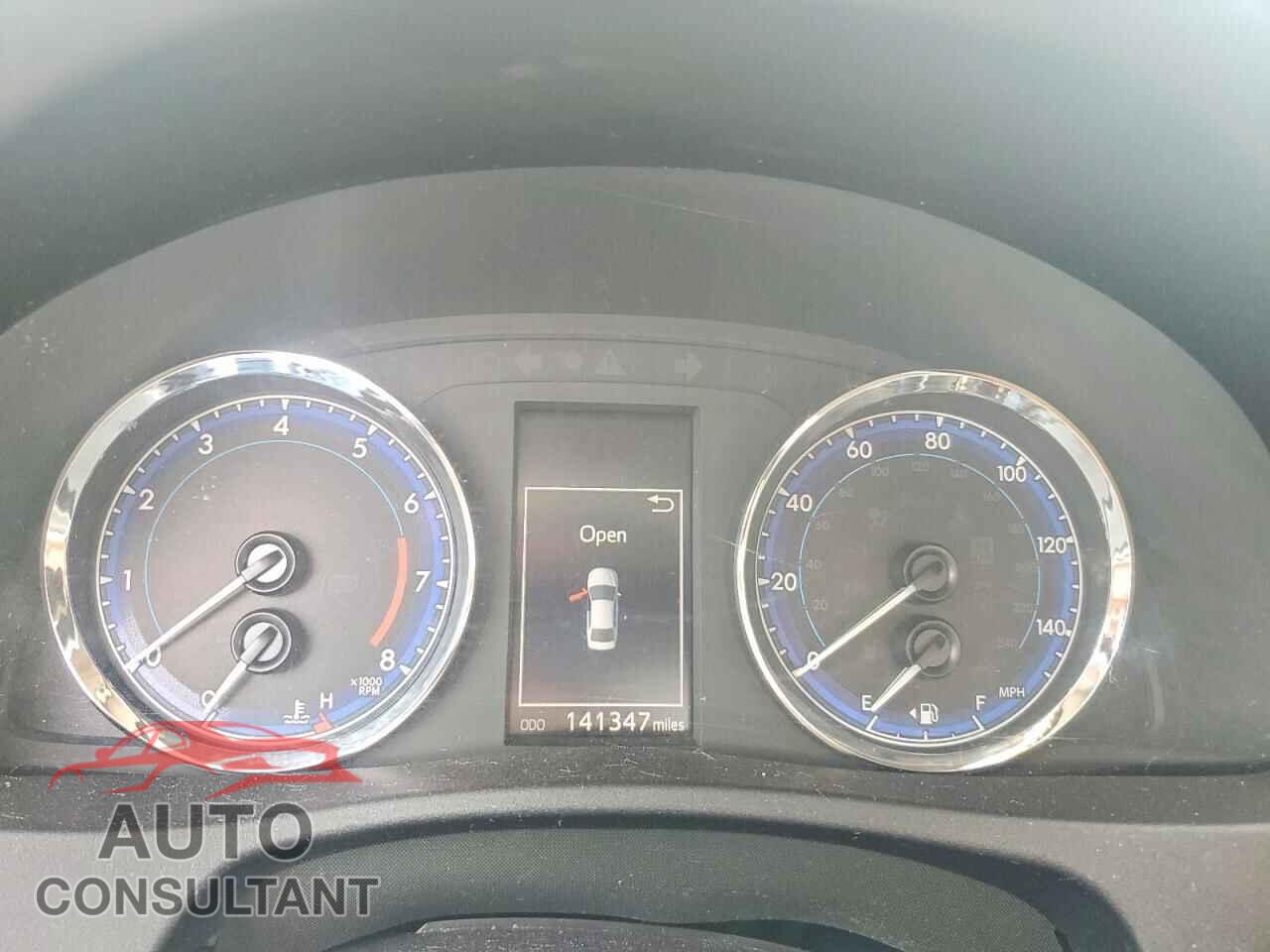 TOYOTA COROLLA 2018 - 2T1BURHE3JC114082