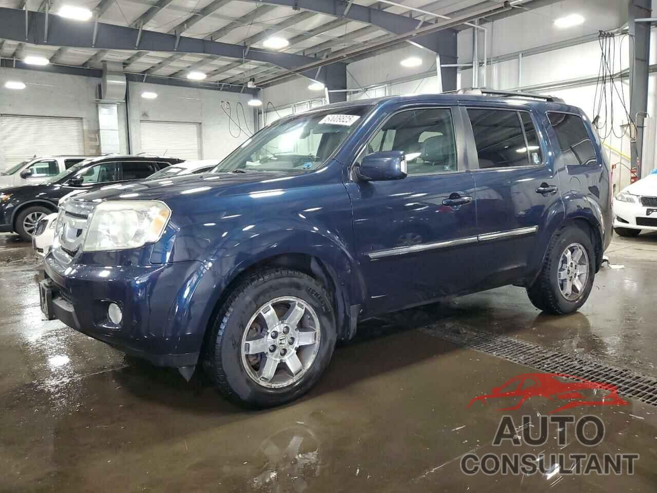 HONDA PILOT 2010 - 5FNYF4H87AB003225