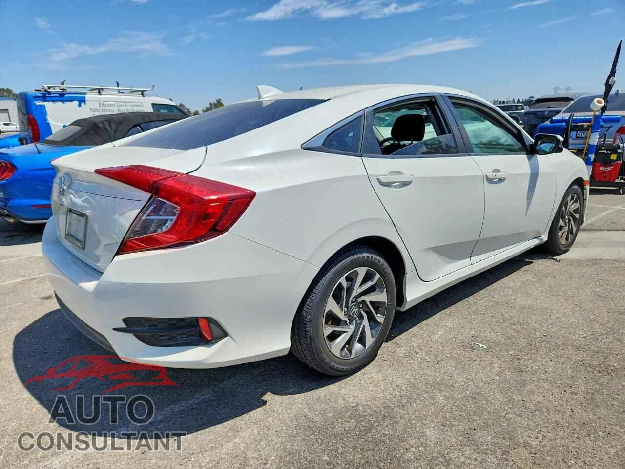 HONDA CIVIC 2017 - 2HGFC2F73HH521191