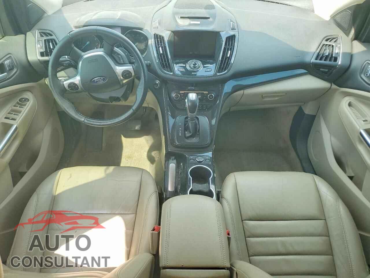 FORD ESCAPE 2015 - 1FMCU9J91FUB68942