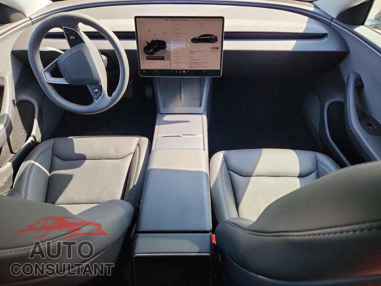 TESLA MODEL 3 2026 - 5YJ3E1EA4TF145313