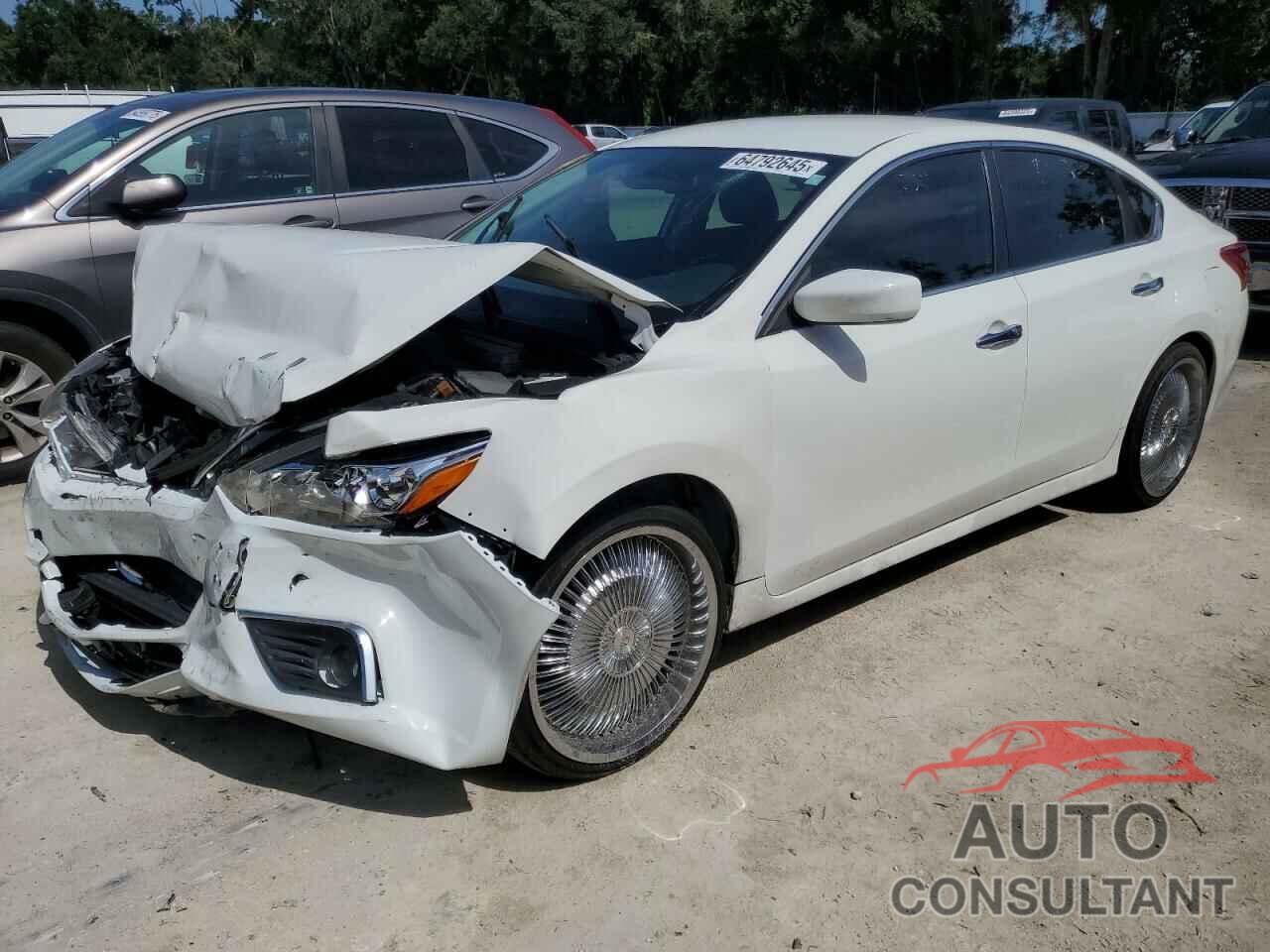 NISSAN ALTIMA 2018 - 1N4AL3AP0JC161379
