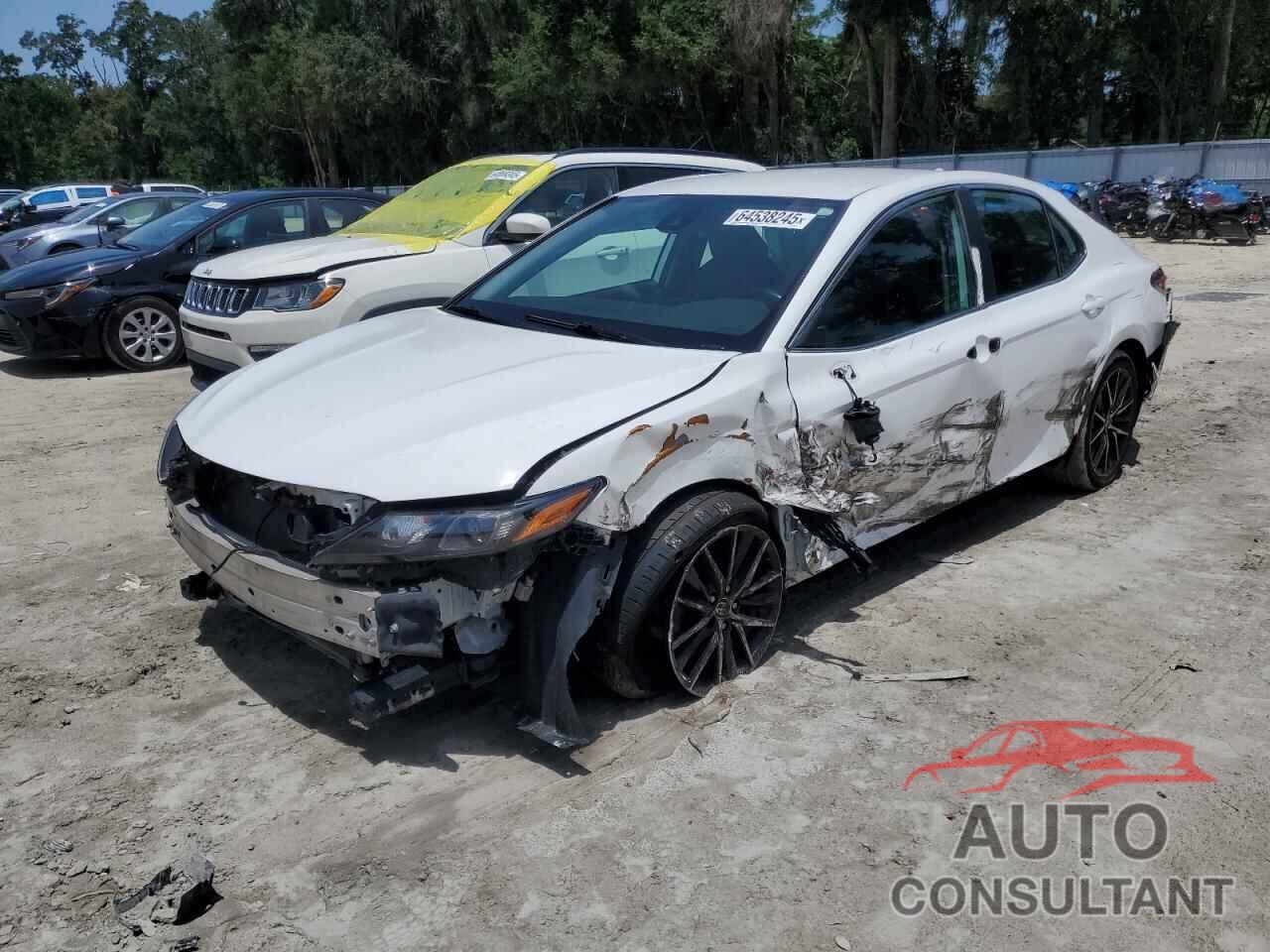 TOYOTA CAMRY 2021 - 4T1G11AK2MU522883