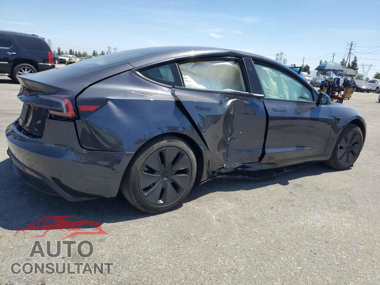 TESLA MODEL 3 2024 - 5YJ3E1EA1RF836713