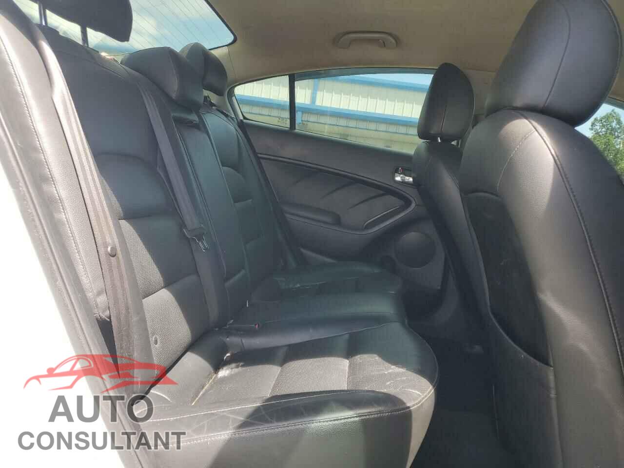 KIA FORTE 2017 - 3KPFL4A85HE092500