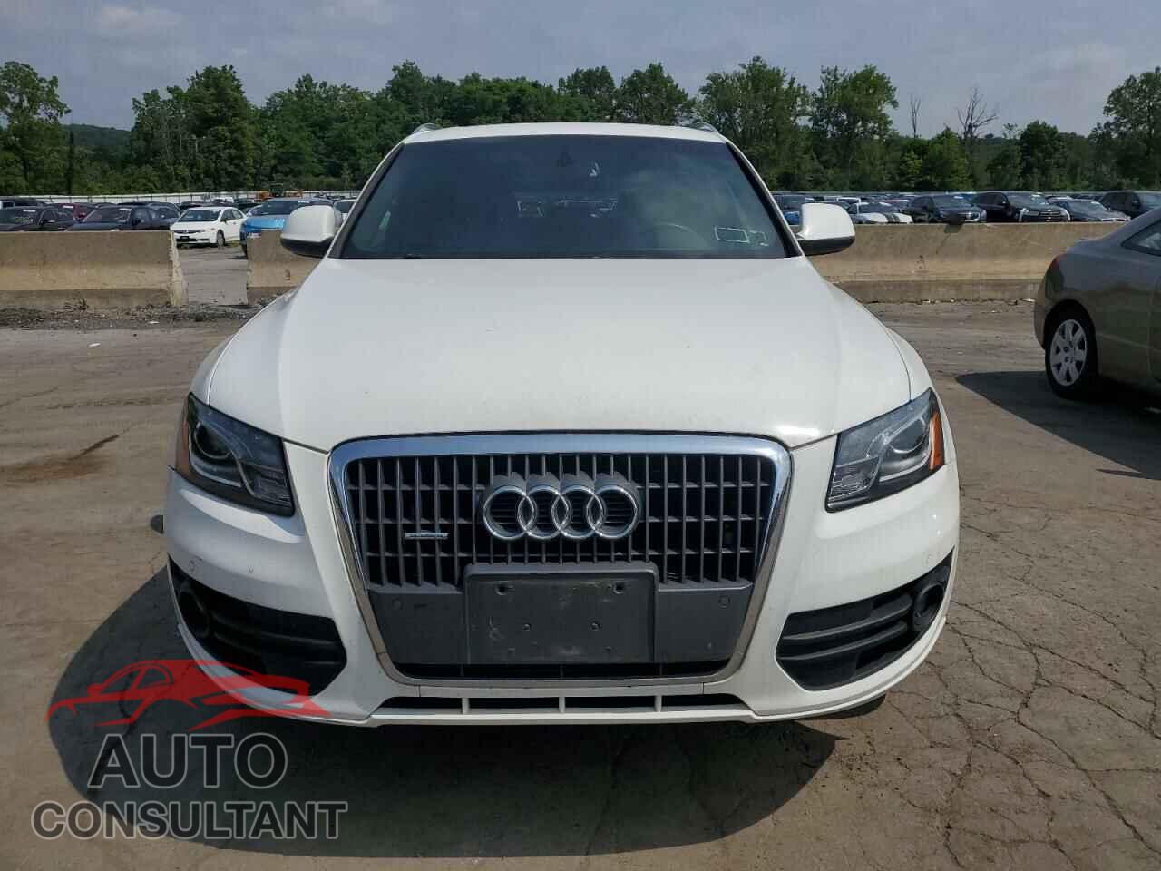 AUDI Q5 2012 - WA1LFAFP0CA082472