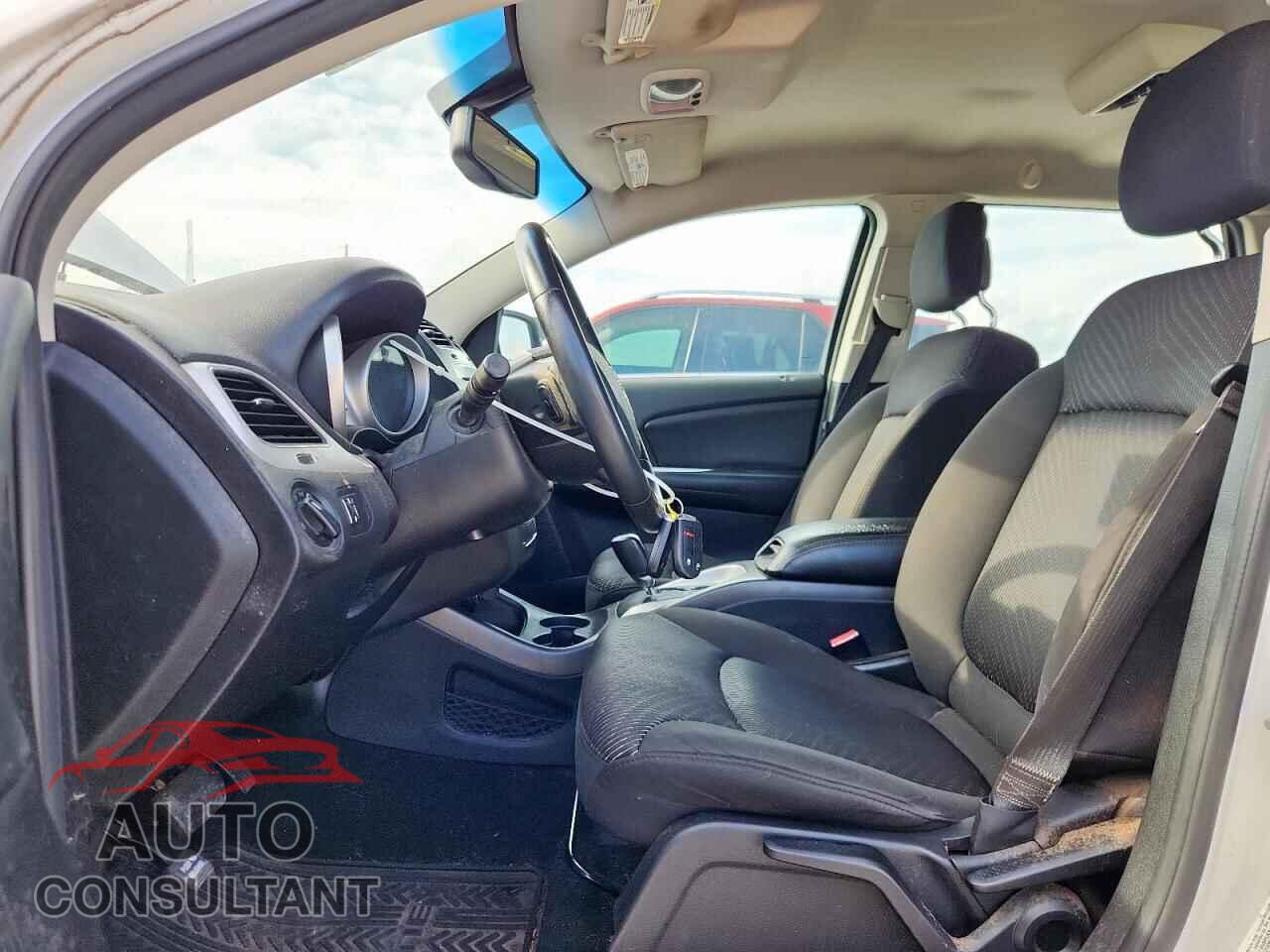 DODGE JOURNEY 2015 - 3C4PDCAB1FT525536