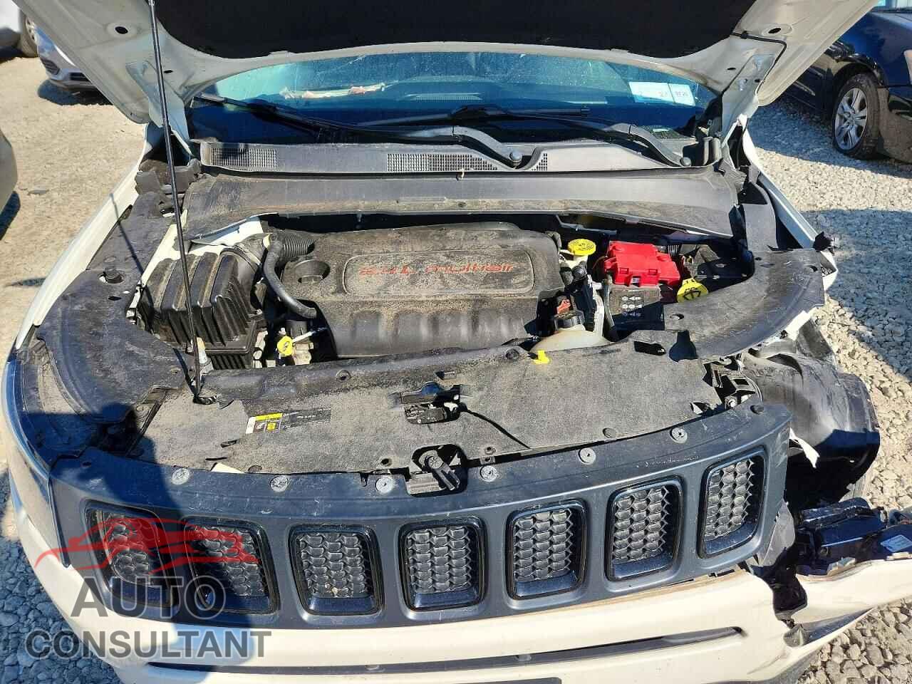 JEEP COMPASS 2020 - 3C4NJDBB4LT173360