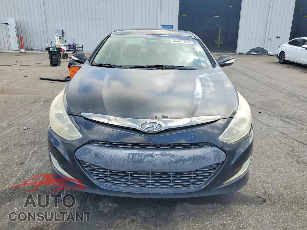 HYUNDAI SONATA 2012 - KMHEC4A48CA024725