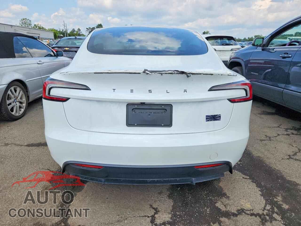 TESLA MODEL 3 2026 - 5YJ3E1ETXTF134642
