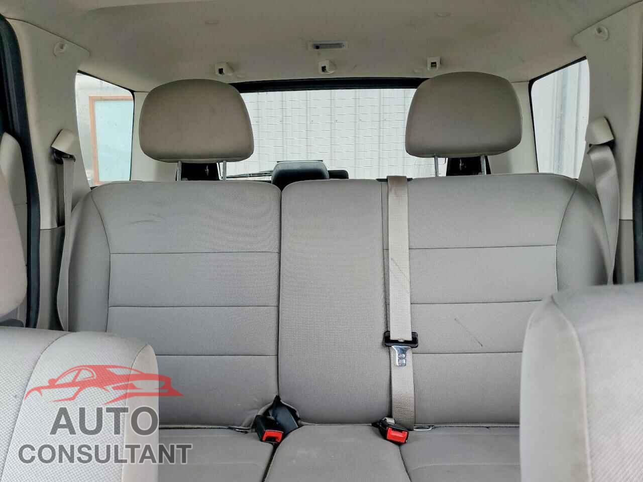 FORD ESCAPE 2010 - 1FMCU0D7XAKB62566