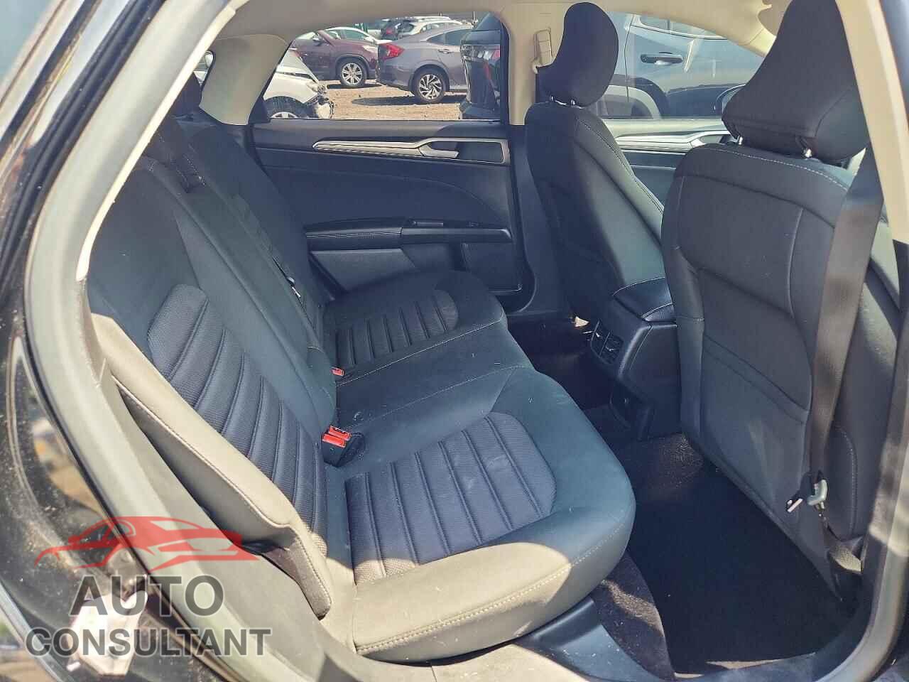 FORD FUSION 2017 - 3FA6P0H78HR316772