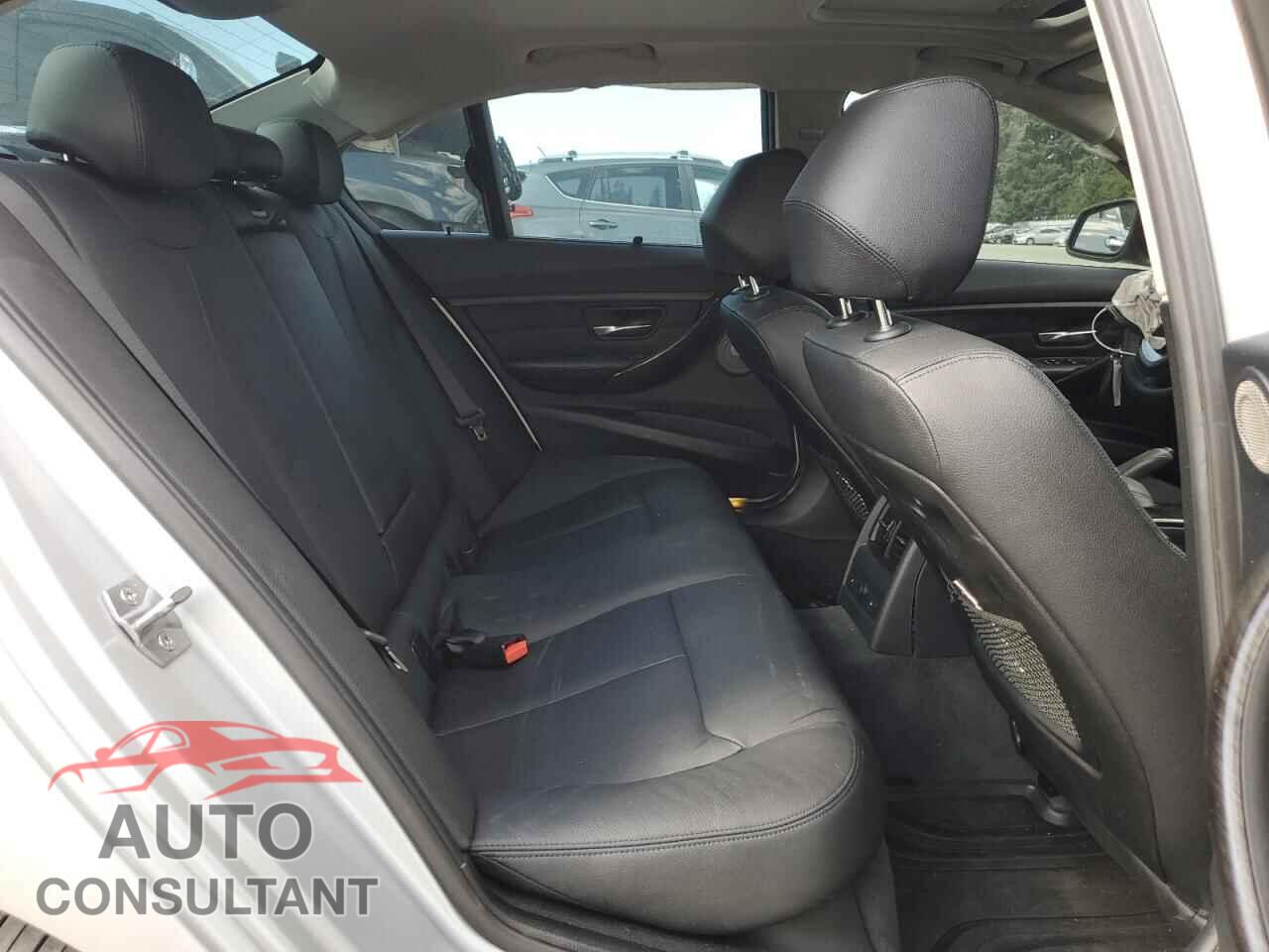 BMW 3 SERIES 2013 - WBA3B9C59DF585941
