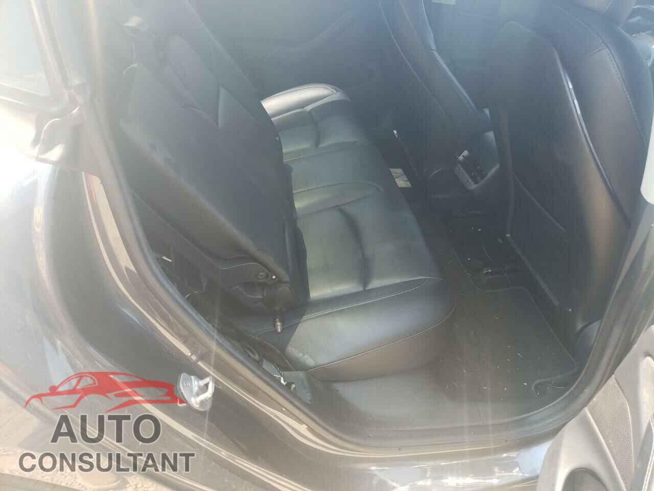 TESLA MODEL 3 2018 - 5YJ3E1EA7JF047096