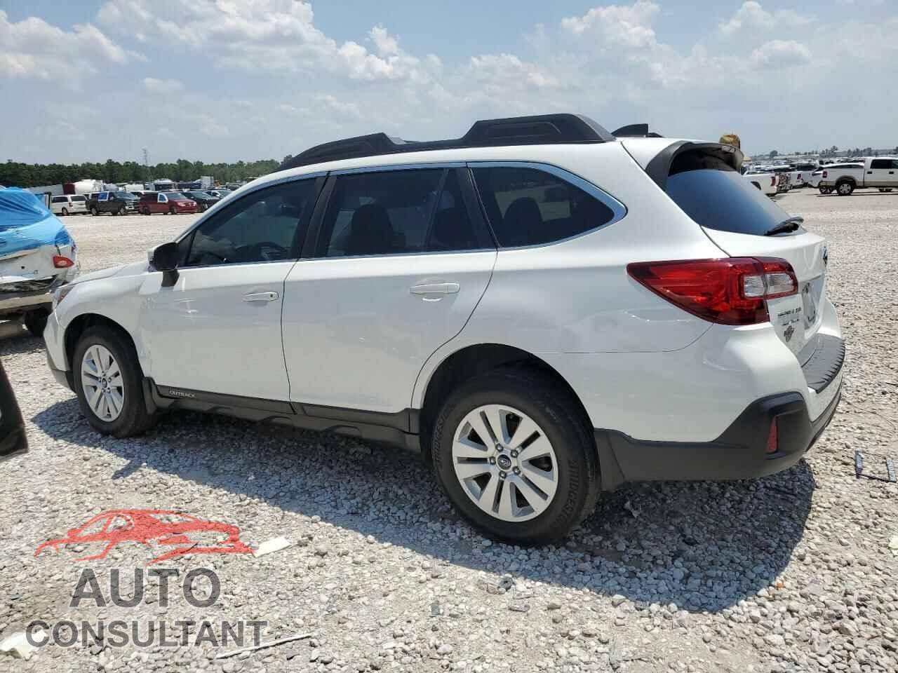 SUBARU OUTBACK 2018 - 4S4BSAFC4J3207772