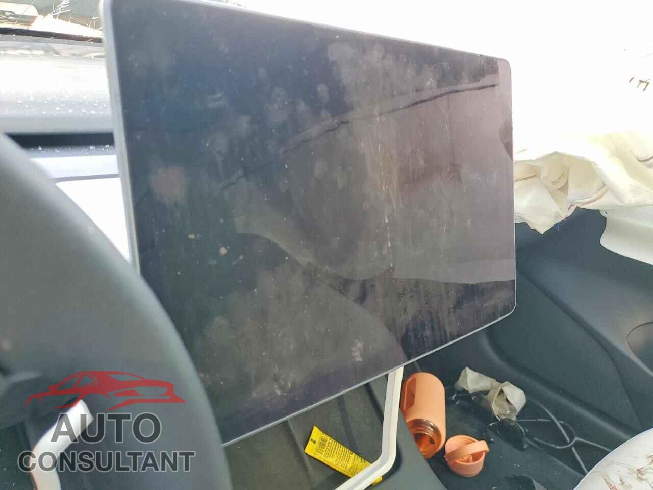 TESLA MODEL 3 2023 - 5YJ3E1EA4PF553977