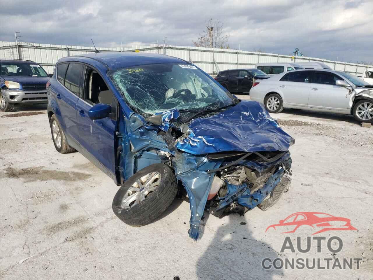 FORD ESCAPE 2019 - 1FMCU0GD4KUB99202
