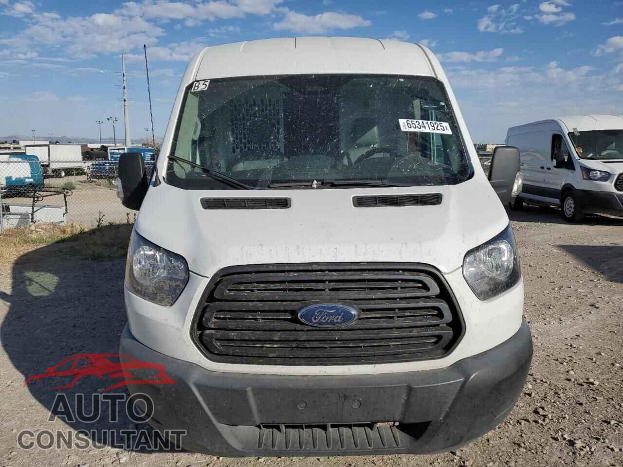 FORD TRANSIT 2019 - 1FTYE2CM8KKB69365