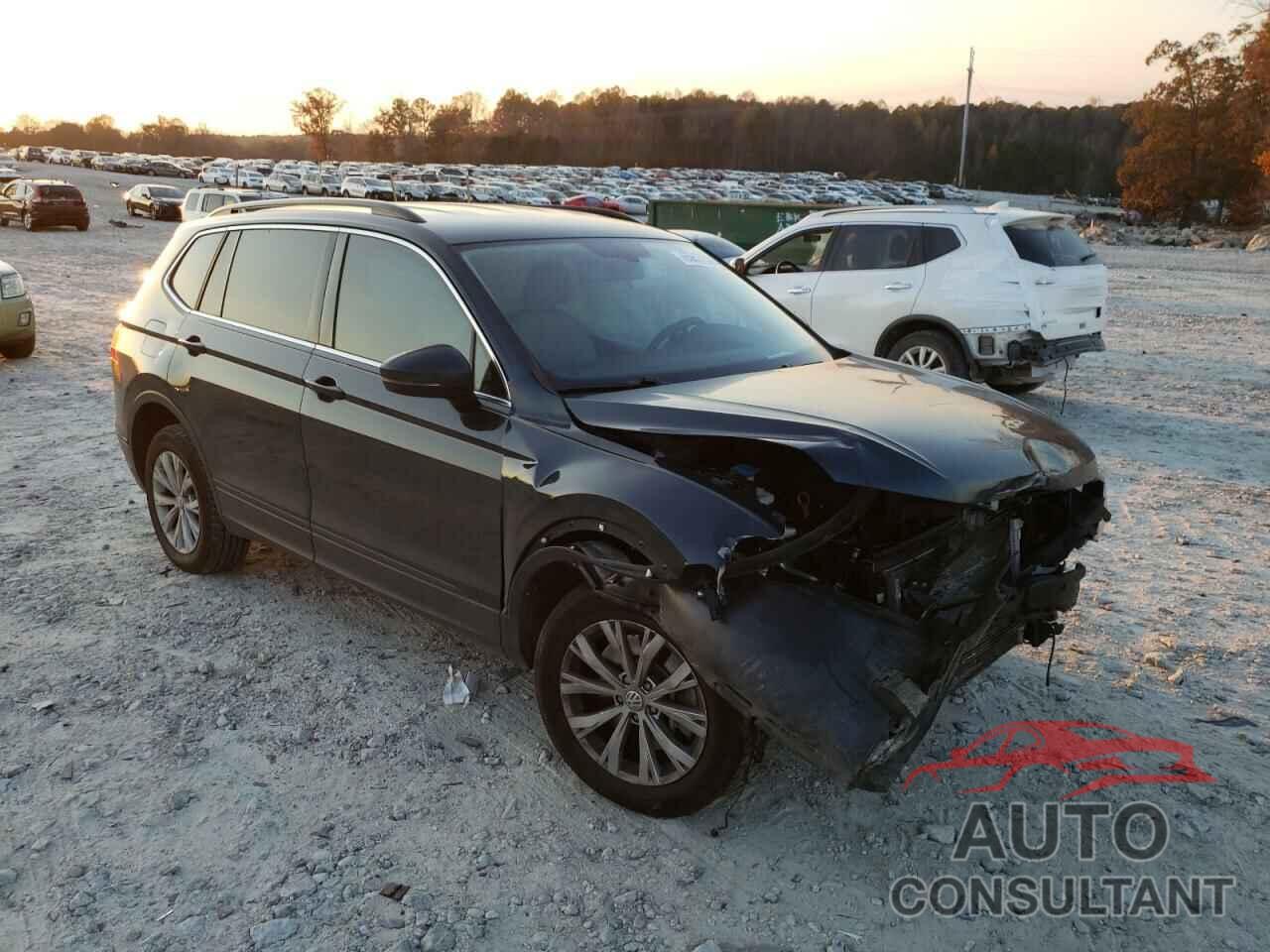 VOLKSWAGEN TIGUAN 2019 - 3VV3B7AX5KM111656