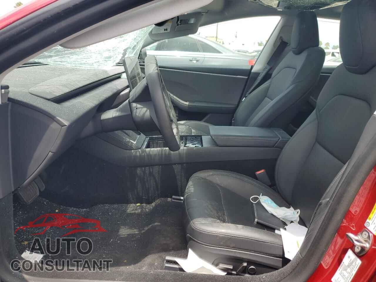 TESLA MODEL 3 2024 - 5YJ3E1EA3RF734927