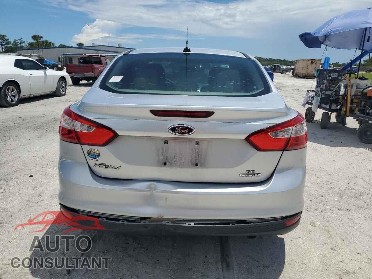 FORD FOCUS 2014 - 1FADP3F23EL378896