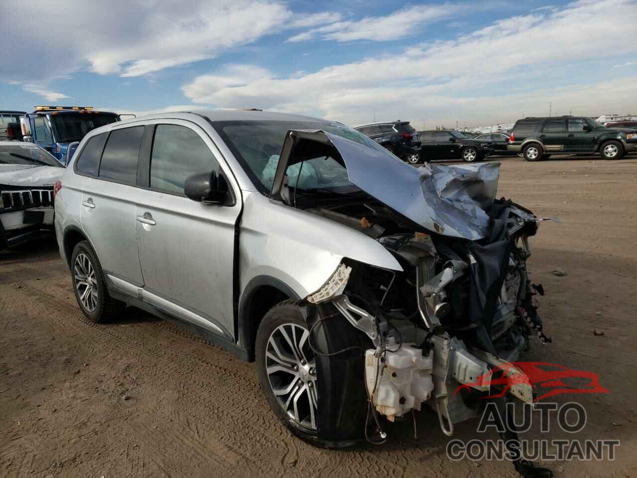 MITSUBISHI OUTLANDER 2018 - JA4AD2A37JZ038975